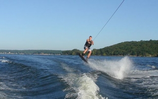  Esquiando en el agua
